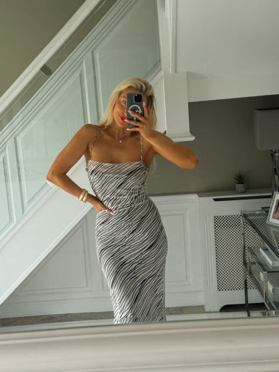 the Zoya Dress